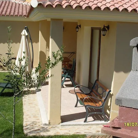 2casadelfaro Con Giardino Bbq 600m Dal Mare Ольбия